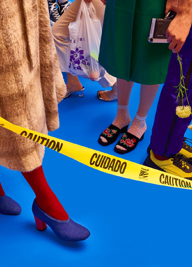 Do Not Crowd by Mathery