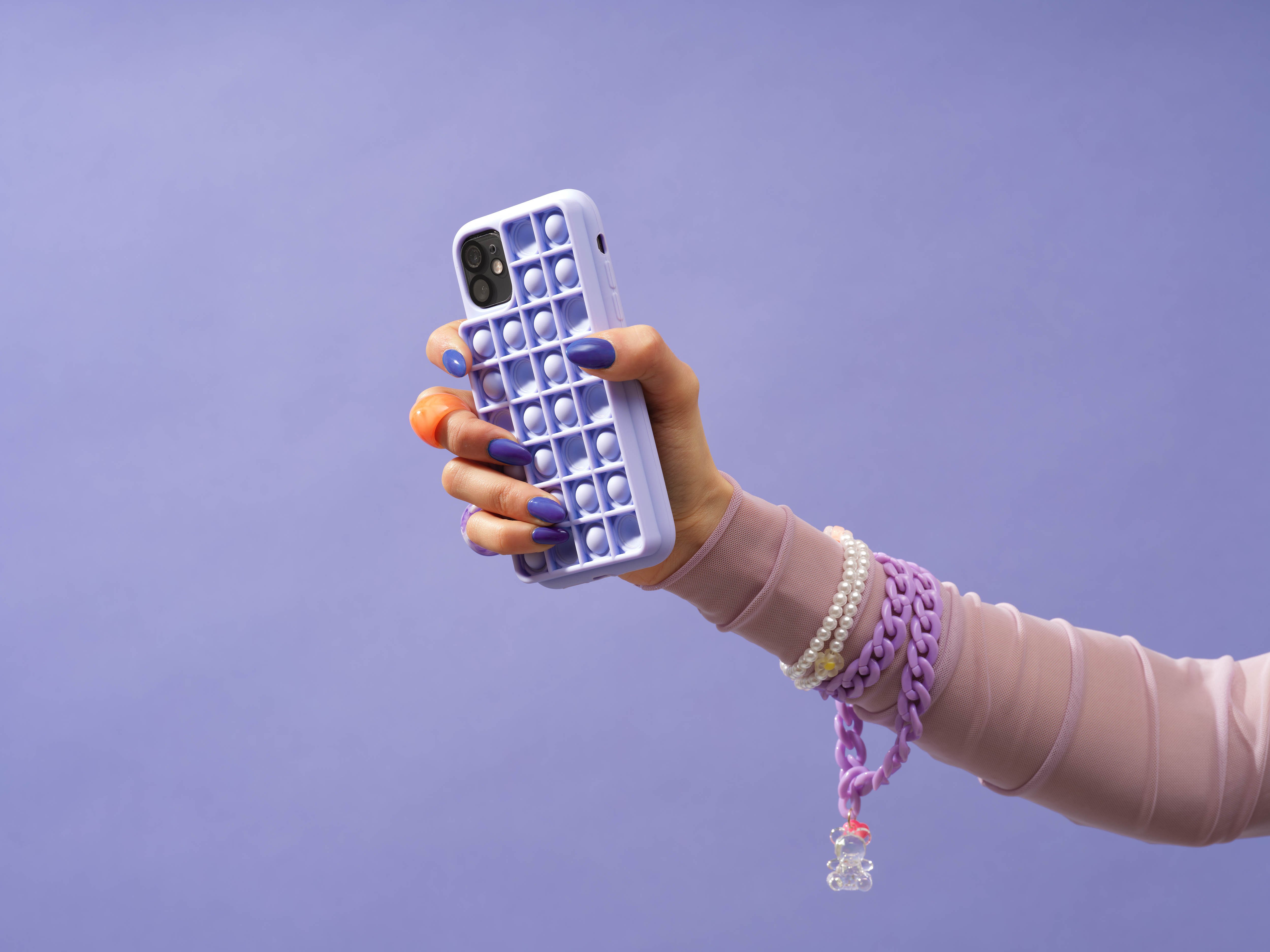 VL1024_Future_Lab_Youth_V1_purplenails-1