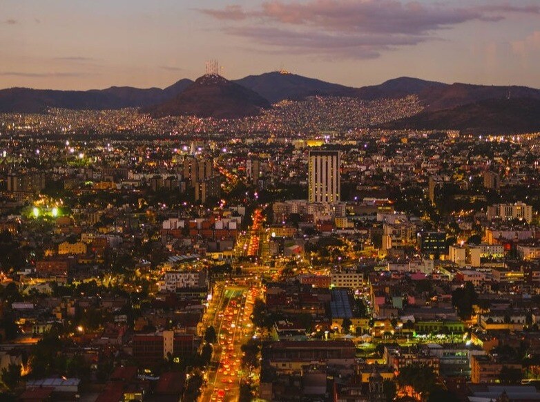 intrepid-travel-mexico-mexico-city-aerial-dusk-1